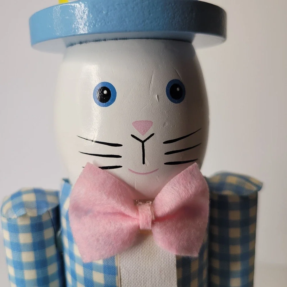 2 Easter Bunny Nutcrackers 8